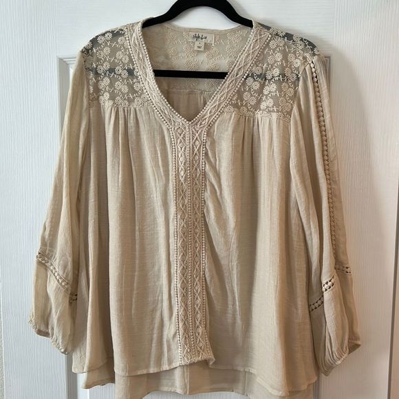 Style & Co. Tops - Pretty flowing top- style & co